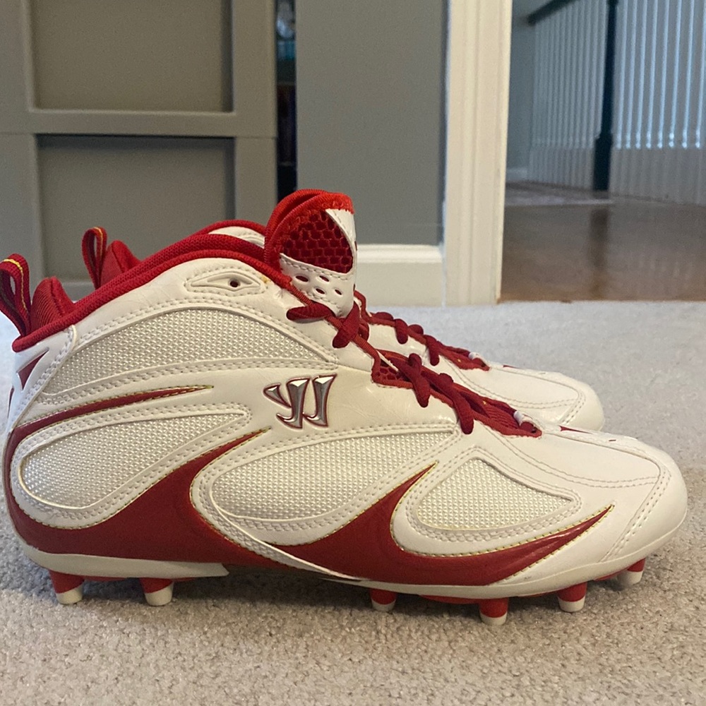 Mens/boys baseball shoes - great condition!